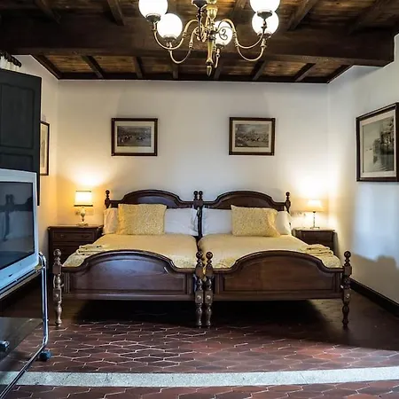 Pazo Del S.xviii Con Piscina * Portela